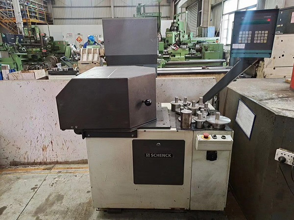 申克立式動平衡機